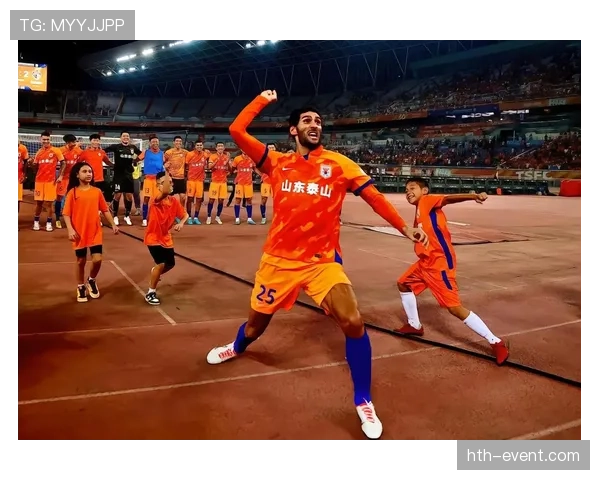 山东泰山费莱尼退役 山东泰山费莱尼退役